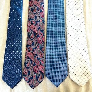 4 pack of men’s neckties. All in excellent condition.